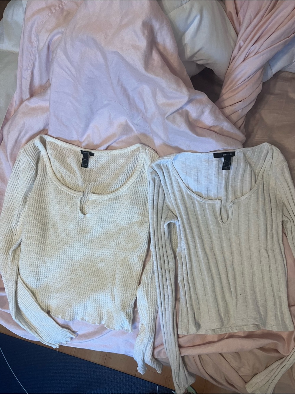 bundle of 2 chic y2k coquette white long sleeve tops basics
